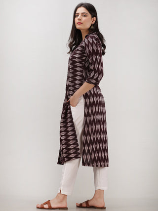 Tagai Sahat - Set of Ikat Kurta & Pants  - KS123A2433