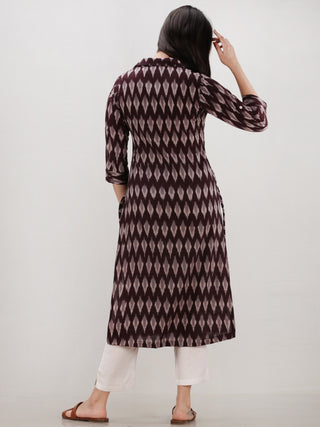 Tagai Sahat - Set of Ikat Kurta & Pants  - KS123A2433