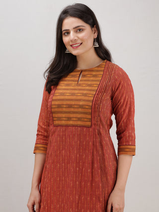 Tagai Saba - Set of Ikat Kurta & Pants  - KS119B2434