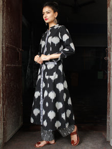 Black Grey Ikat long Cotton Kurta With Front Pockets - K166F1442