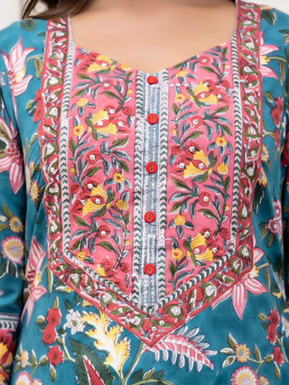 Jashn Aadya Set Of Kurta Pants Dupatta