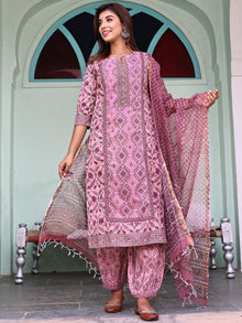 Jashn Aiza Set Of Kurta Salwar Pants Kota Doria Dupatta