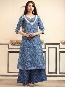 Ambar Mehreen Set Of Kurta Palazzo Dupatta