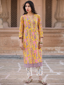 Rutba Falak - Set of Kurta Pants & Dupatta - KS04A2596D