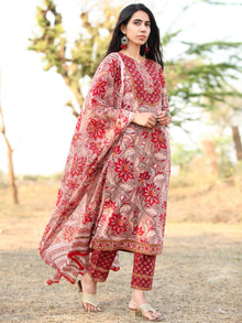 Fiza Amer Dupatta