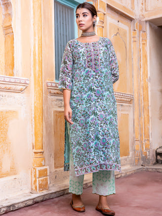 Utsav Bahaar Set Of Chanderi Silk Kurta Pants Dupatta