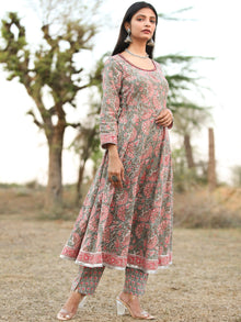 Fiza Charvi Kurta