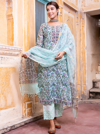 Utsav Bahaar Set Of Chanderi Silk Kurta Pants Dupatta