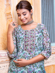 Utsav Bahaar Set Of Chanderi Silk Kurta Pants Dupatta