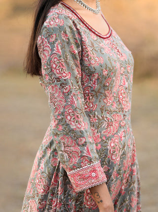 Fiza Charvi Kurta