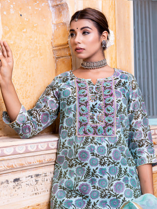 Utsav Gulbagh Set Of Chanderi Silk Kurta Pants Dupatta