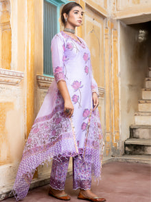 Utsav Inaya Set Of Silk Kurta Pants Dupatta