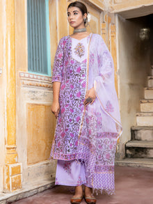 Utsav Nayan Set Of Chanderi Silk Kurta Pants Dupatta