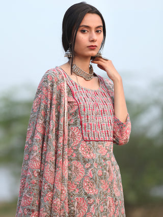 Fiza Samah Set Of Kurta Pant Dupatta