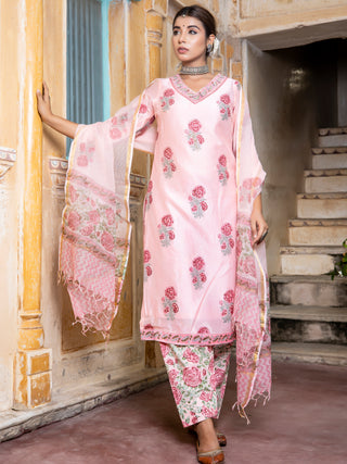 Utsav Jhalak Set Of Chanderi Silk Kurta Pants Dupatta