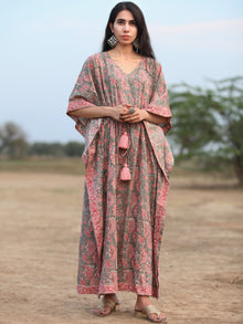 Fiza Parizaad Kaftan