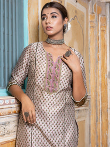 Utsav Rivaaj Set Of Chanderi Silk Kurta Pants Dupatta