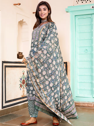 Jashn Sushma Set Of Kurta Salwar Pants Dupatta