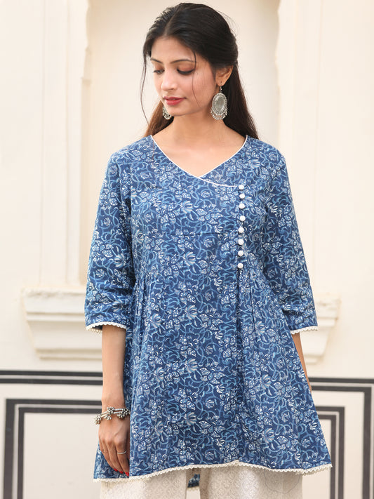 Ambar Mumtaz Top