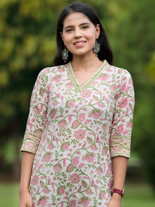 Nayab Gulfaam - Kurta Salwar Pants & Kota Doria Dupatta - KS06A2564D