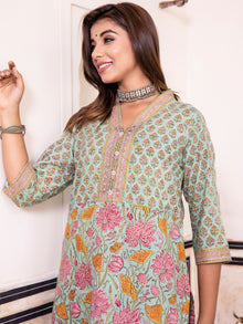 Jashn Fitoor Set Of Kurta Salwar Pants Kota Doria Dupatta