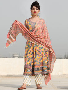 Rozana Shifat - Set of Anarkali Kurta Pants & Dupatta - KS57D2476D