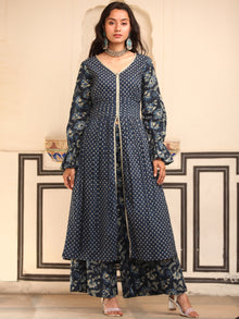 Ambar Aisha Set Of Flared Kurta Palazzo Dupatta