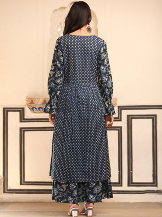 Ambar Aisha Set Of Flared Kurta Palazzo Dupatta