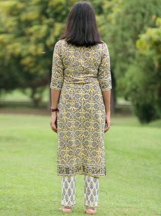 Nayab Gulmohar - Kurta Pants & Kota Doria Dupatta - KS04A2566D