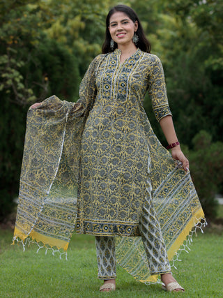 Nayab Gulmohar - Kota Doria Dupatta - KD04A2566