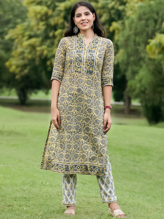 Nayab Gulmohar - Kurta Pants & Kota Doria Dupatta - KS04A2566D