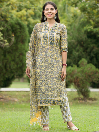 Nayab Gulmohar - Kurta Pants & Kota Doria Dupatta - KS04A2566D