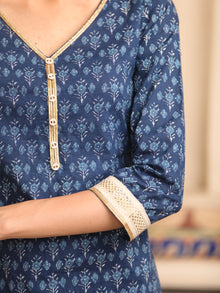 Ambar Shaina Kurta