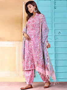 Jashn Fida Set Of Kurta Salwar Pants Dupatta