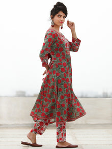 Rozana Uzma - Set of ALine Kurta Pants & Dupatta - KS134A2477D