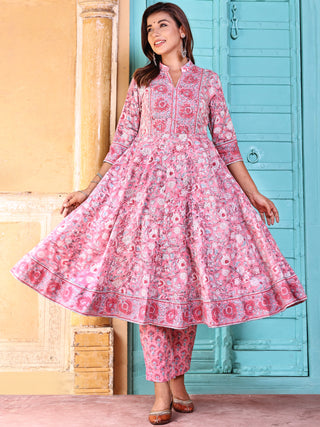Jashn Ria Set Of Anarkali Kurta Pants Dupatta