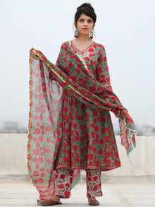 Rozana Uzma - Set of ALine Kurta Pants & Dupatta - KS134A2477D