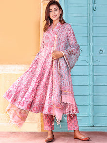 Jashn Ria Set Of Anarkali Kurta Pants Dupatta