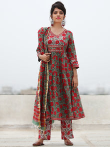 Rozana Uzma - Set of ALine Kurta Pants & Dupatta - KS134A2477D