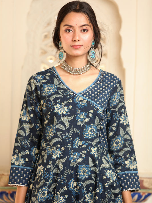 Ambar Fitrat Anarkali Kurta