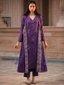 Shishir Ibadat - Handloom Woolen Reversible Jacket - KJ09A0009