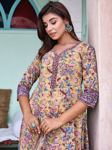 Jashn Palak Set Of Anarkali Kurta Pants Dupatta