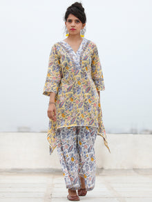 Rozana Yasmeen - Set of Asymmetric Kurta Palazzo & Dupatta - KS136A2478D