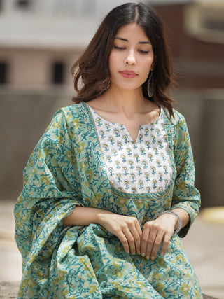 Harit Jia Set Of Kurta Pant Dupatta