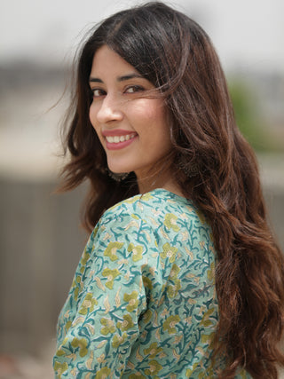 Harit Jia Set Of Kurta Pant Dupatta