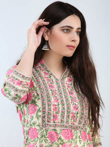Zohra Aleena - Set of Kurta Pants & Dupatta - KS02A2493D