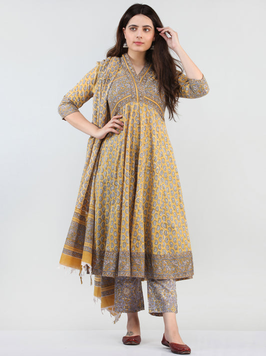 Zohra Ifat - Set of Anarkali Kurta Pant & Dupatta - KS09A2495D