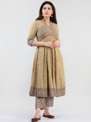 Zohra Ifat - Set of Anarkali Kurta Pant & Dupatta - KS09A2495D