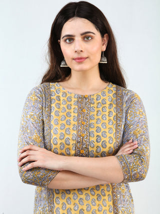 Zohra Ghazala - Set of Kurta Pants & Dupatta - KS76B2495D