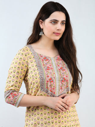 Zohra Gauher - Set of Kurta Palazzo & Dupatta - KS60V2492D